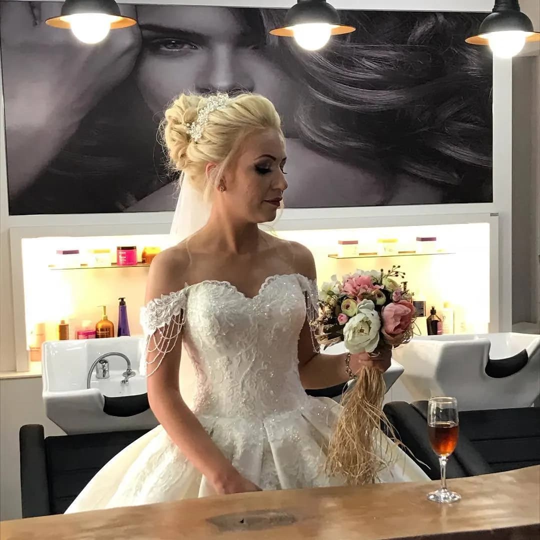 Kardelen Saç Tasarım - Ankara Gelin Saç & Makyaj Uzmanı - fotoğraf 3