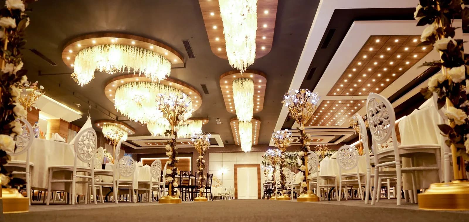 Metromall Balo & Nikah Frenze Salonu - Ankara Düğün Salonu - fotoğraf 7