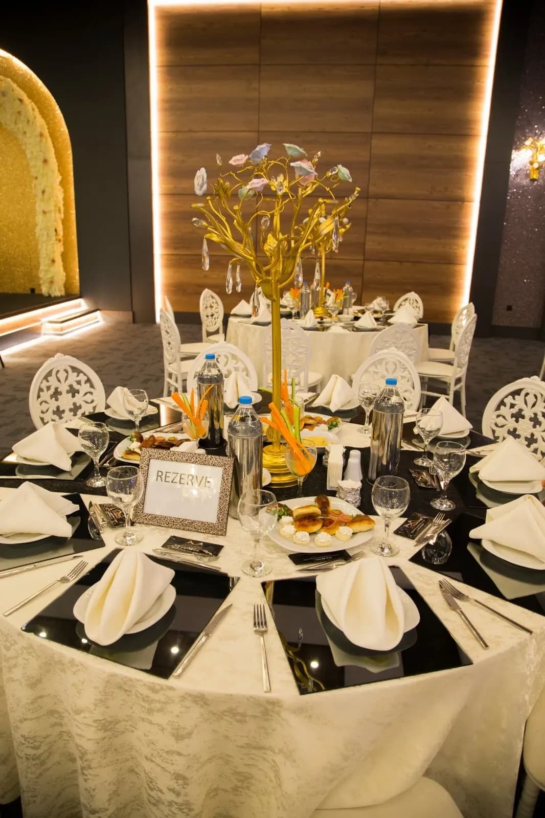 Metromall Balo & Nikah Frenze Salonu - Ankara Düğün Salonu - fotoğraf 9