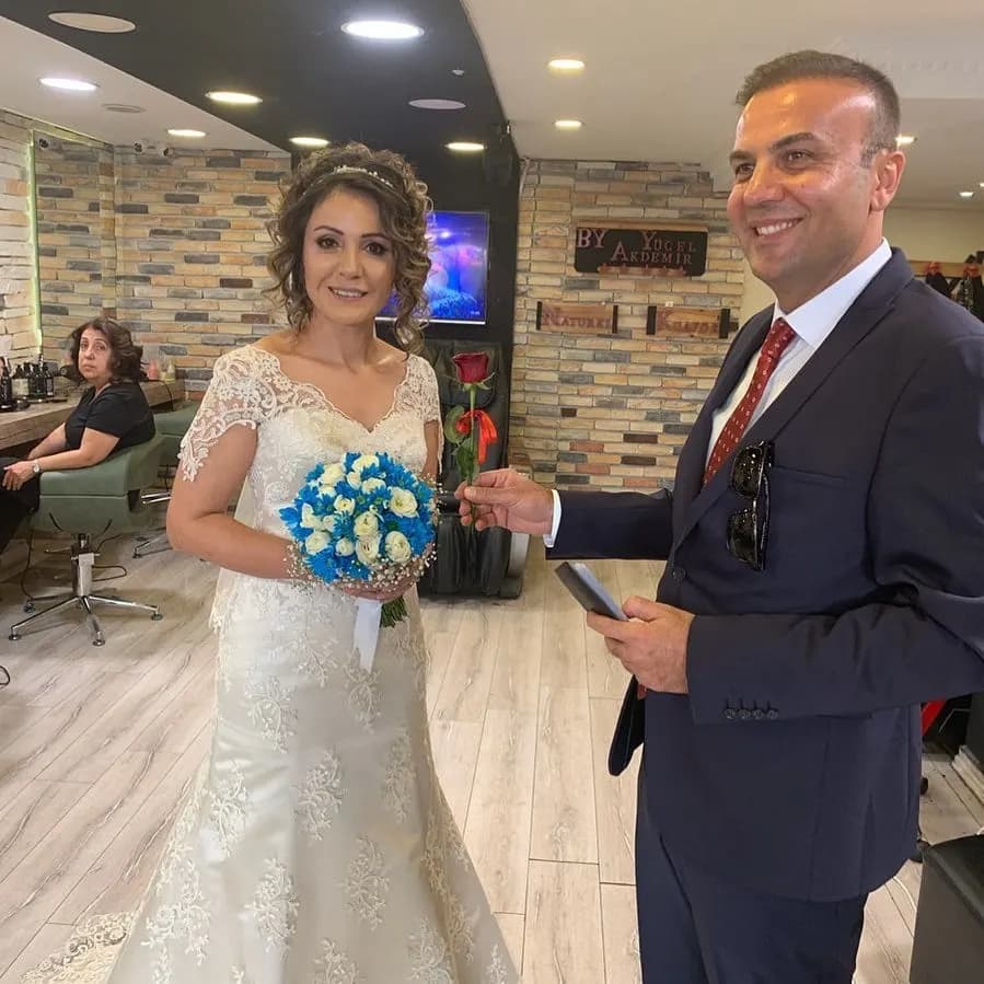 Naturel Kuaför - Ankara Gelin Saç & Makyaj Uzmanı - fotoğraf 6
