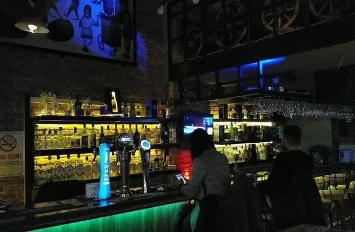 Nil Rock Bar - Ankara After Party Mekanı