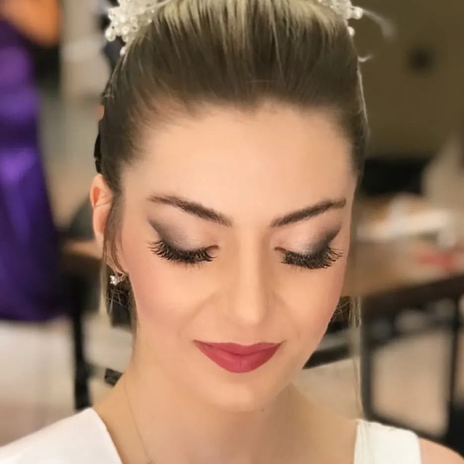 Nurbesia Kuaför - Ankara Gelin Saç & Makyaj Uzmanı - fotoğraf 10