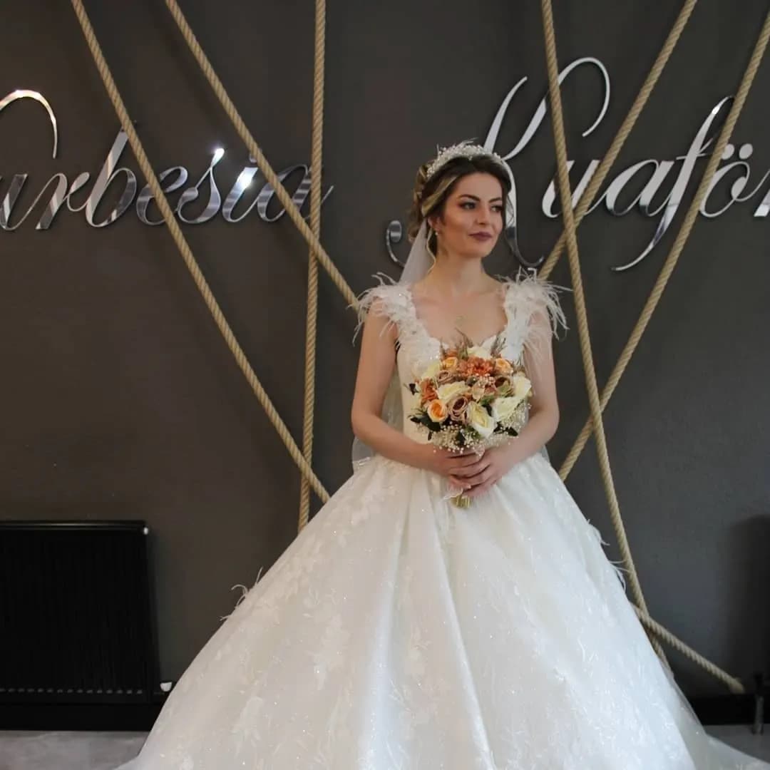 Nurbesia Kuaför - Ankara Gelin Saç & Makyaj Uzmanı - fotoğraf 7