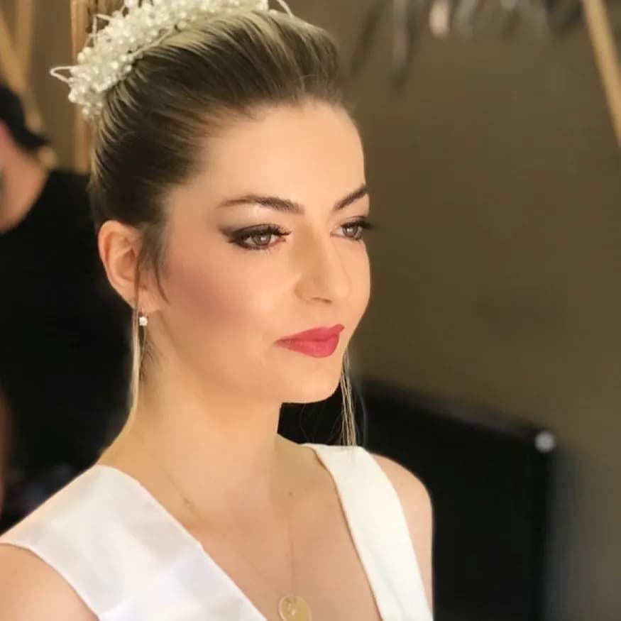 Nurbesia Kuaför - Ankara Gelin Saç & Makyaj Uzmanı - fotoğraf 9