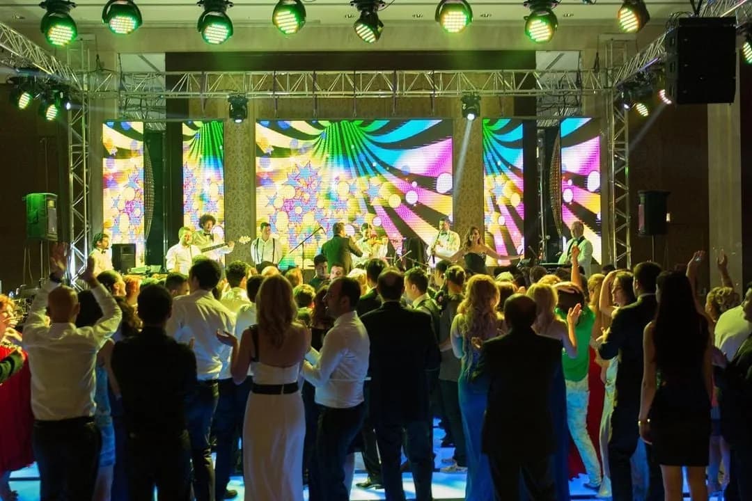 Orkestra Mavi Wedding & Events - Ankara Düğün Müzik Grubu / DJ - fotoğraf 10