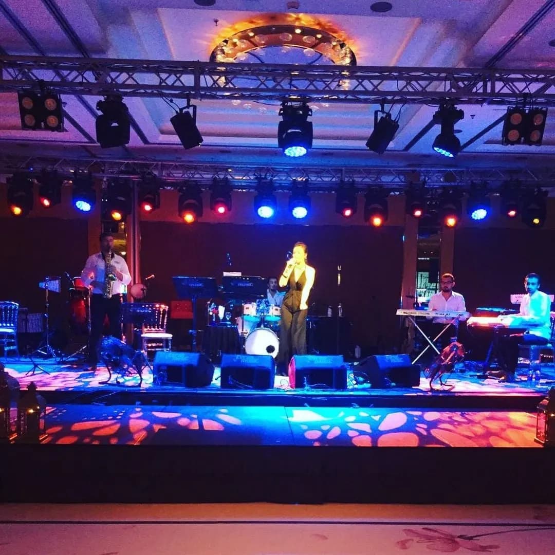 Orkestra Mavi Wedding & Events - Ankara Düğün Müzik Grubu / DJ - fotoğraf 6