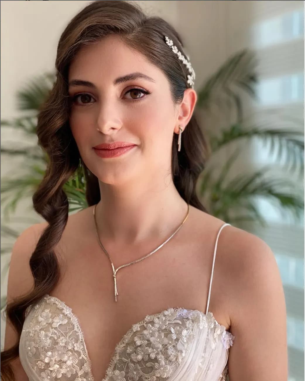 Ruhiye Bezek Make Up - Ankara Gelin Saç & Makyaj Uzmanı - fotoğraf 1