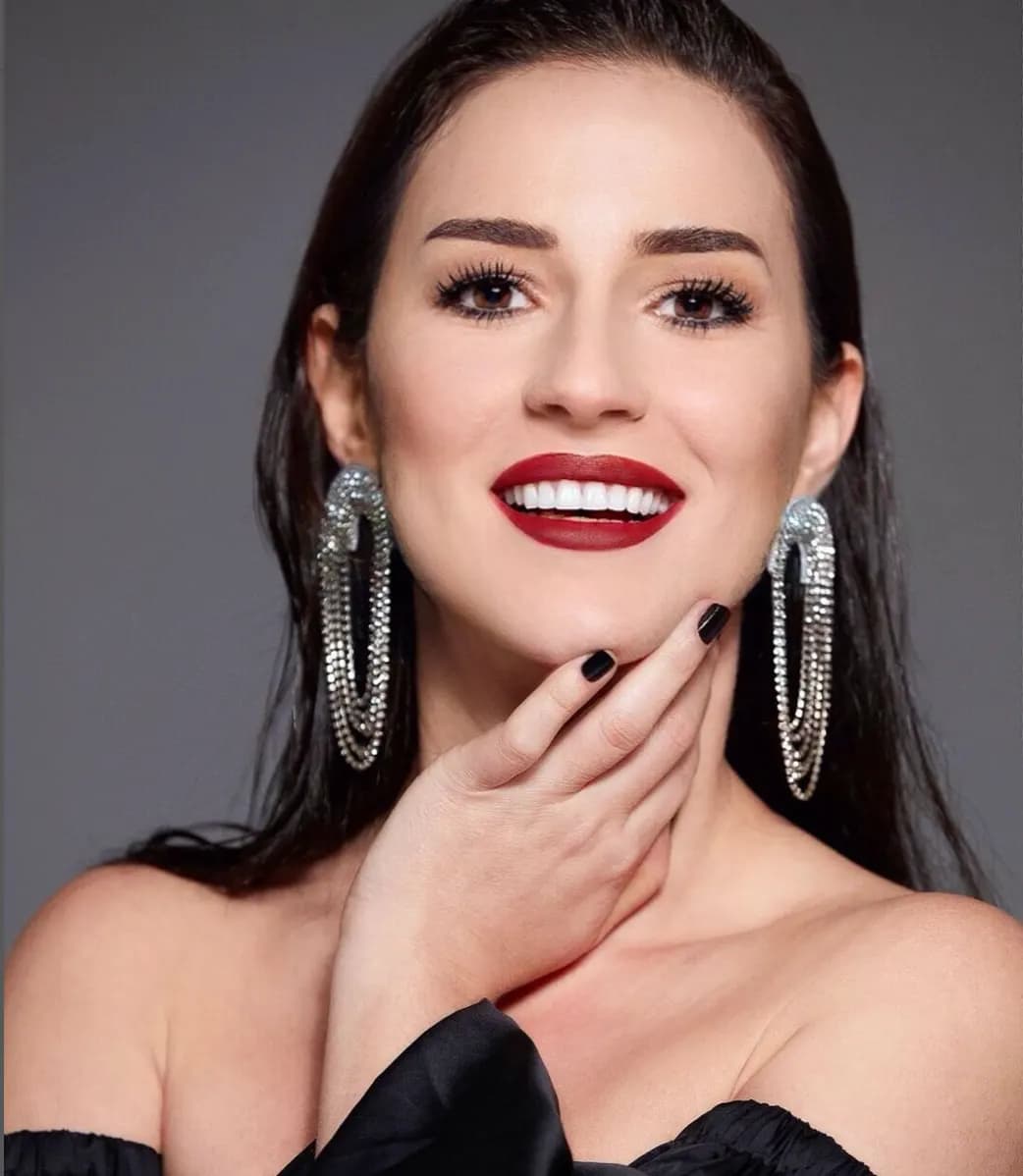 Ruhiye Bezek Make Up - Ankara Gelin Saç & Makyaj Uzmanı - fotoğraf 10