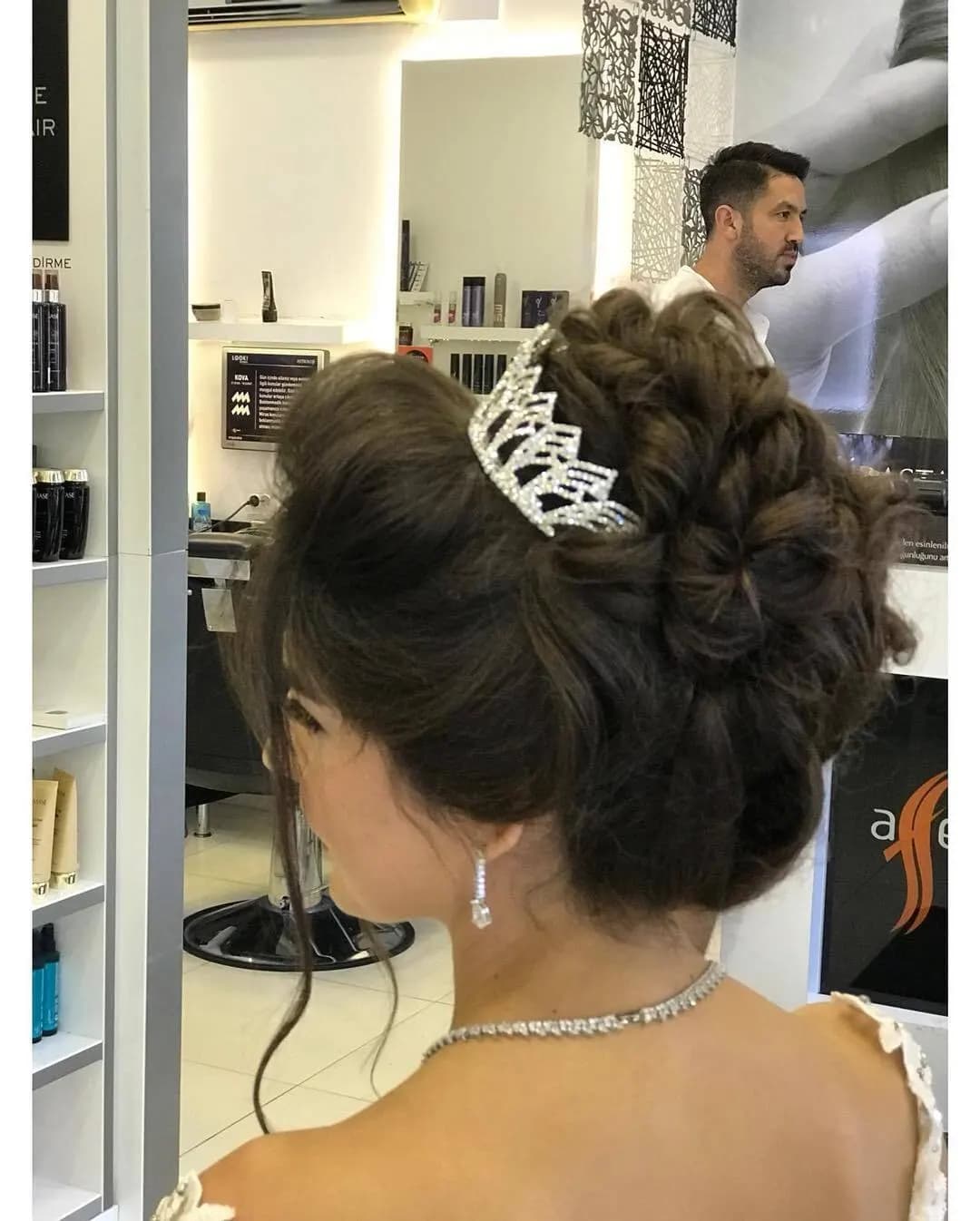 Affection Hair - İstanbul Gelin Saç & Makyaj Uzmanı - fotoğraf 1