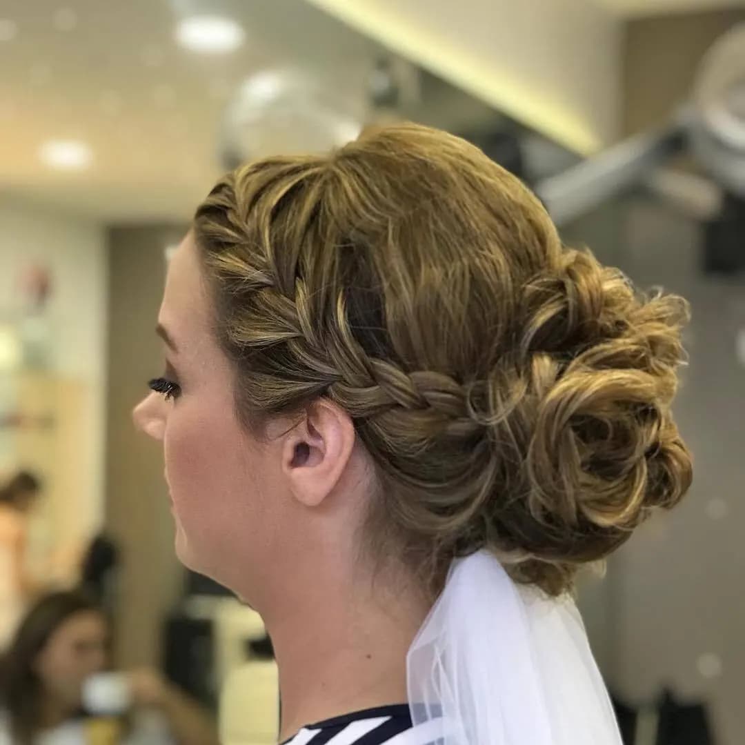 Affection Hair - İstanbul Gelin Saç & Makyaj Uzmanı - fotoğraf 10