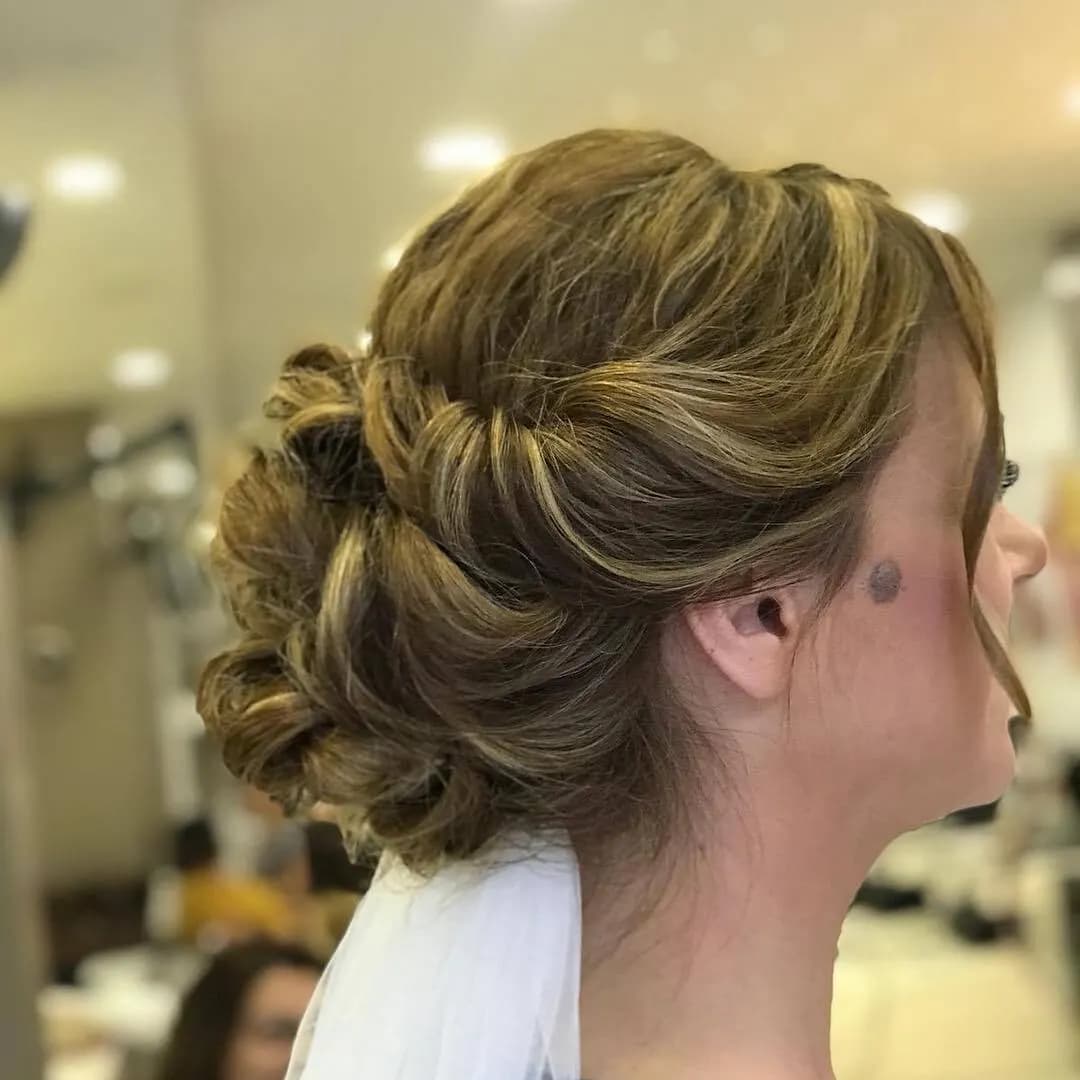 Affection Hair - İstanbul Gelin Saç & Makyaj Uzmanı - fotoğraf 7