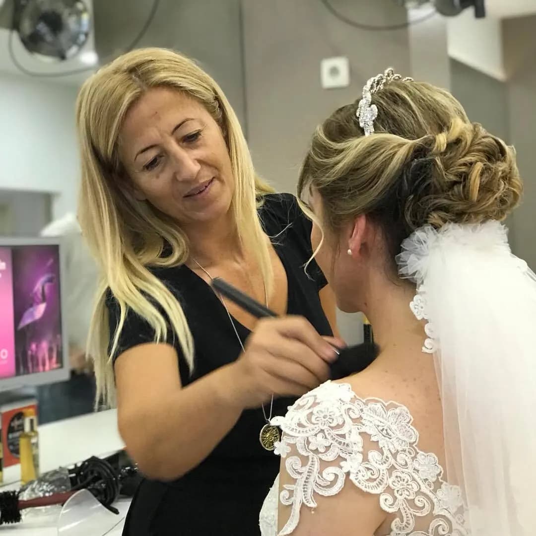 Affection Hair - İstanbul Gelin Saç & Makyaj Uzmanı - fotoğraf 9