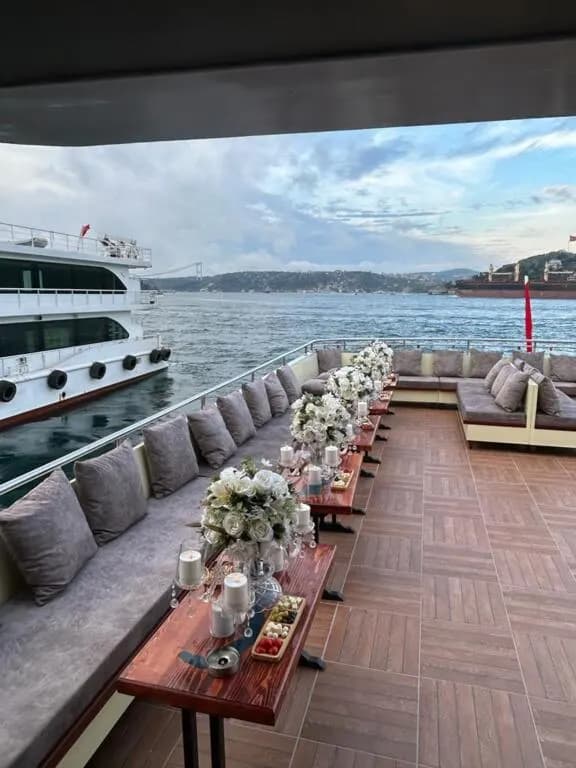 Ay Yıldız Vip Yacht - İstanbul Düğün Salonu