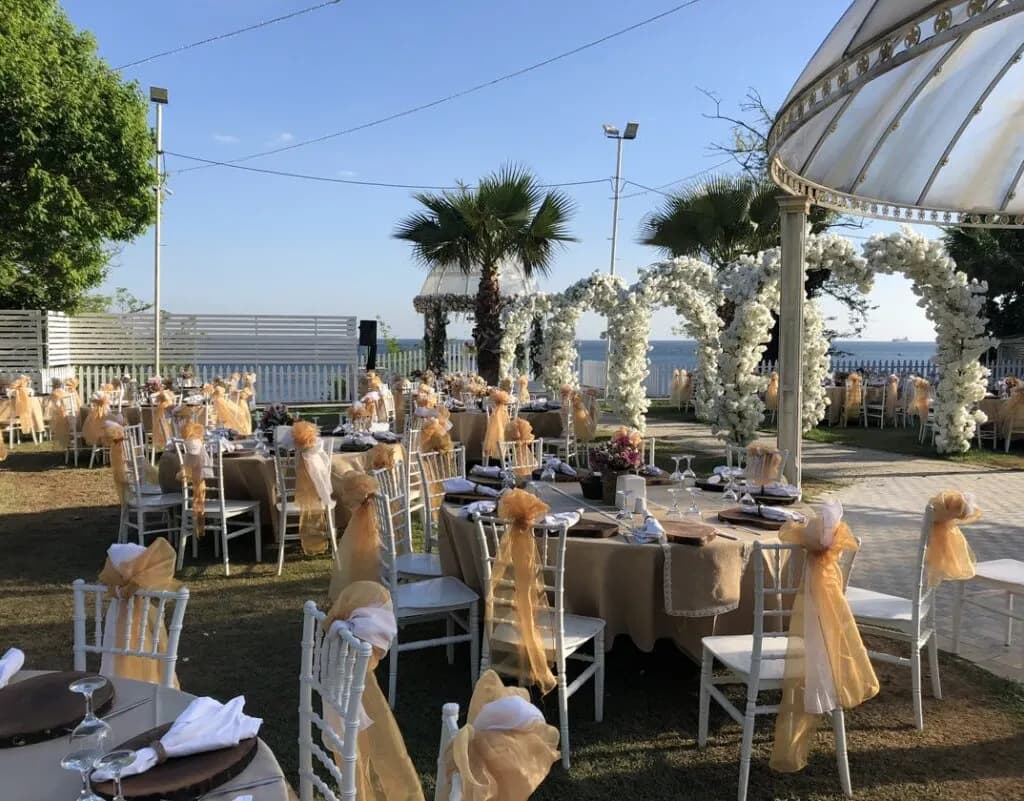 Baler Garden - İstanbul Kır Düğünü Mekanı - fotoğraf 1