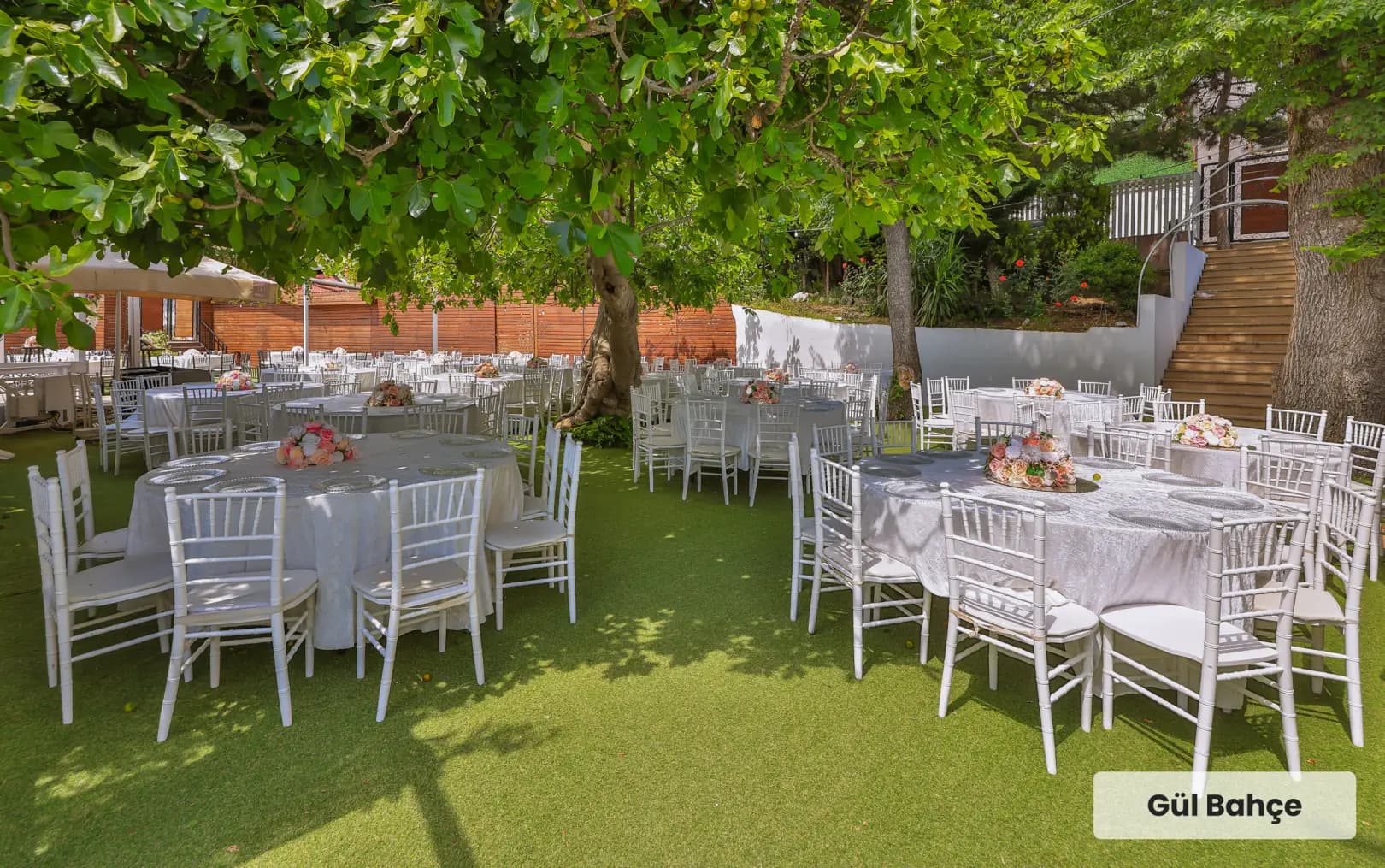 Bambi Garden O Ağacın Altı - İstanbul Düğün Salonu - fotoğraf 14