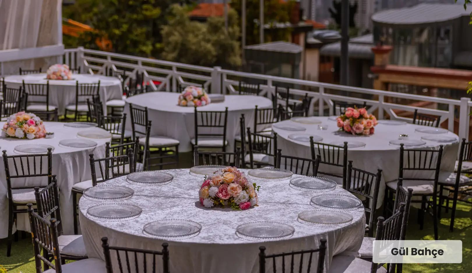 Bambi Garden O Ağacın Altı - İstanbul Düğün Salonu - fotoğraf 17