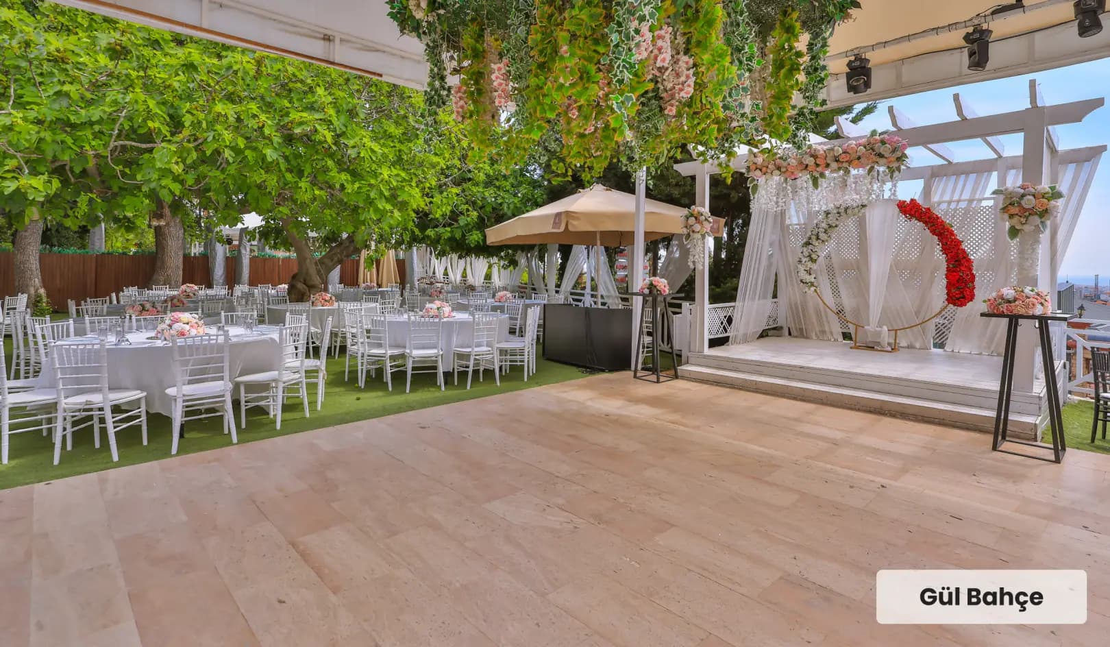 Bambi Garden O Ağacın Altı - İstanbul Düğün Salonu - fotoğraf 19