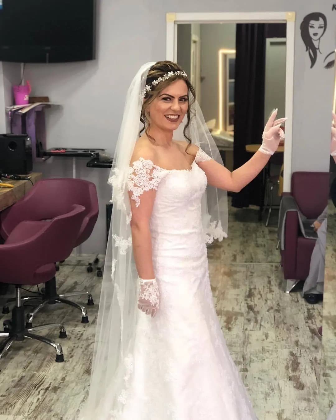 Belinay Kuaför - İstanbul Gelin Saç & Makyaj Uzmanı - fotoğraf 10