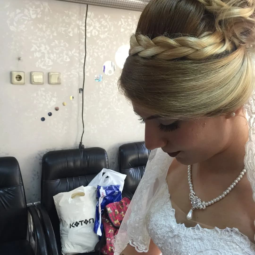 Belinay Kuaför - İstanbul Gelin Saç & Makyaj Uzmanı - fotoğraf 5