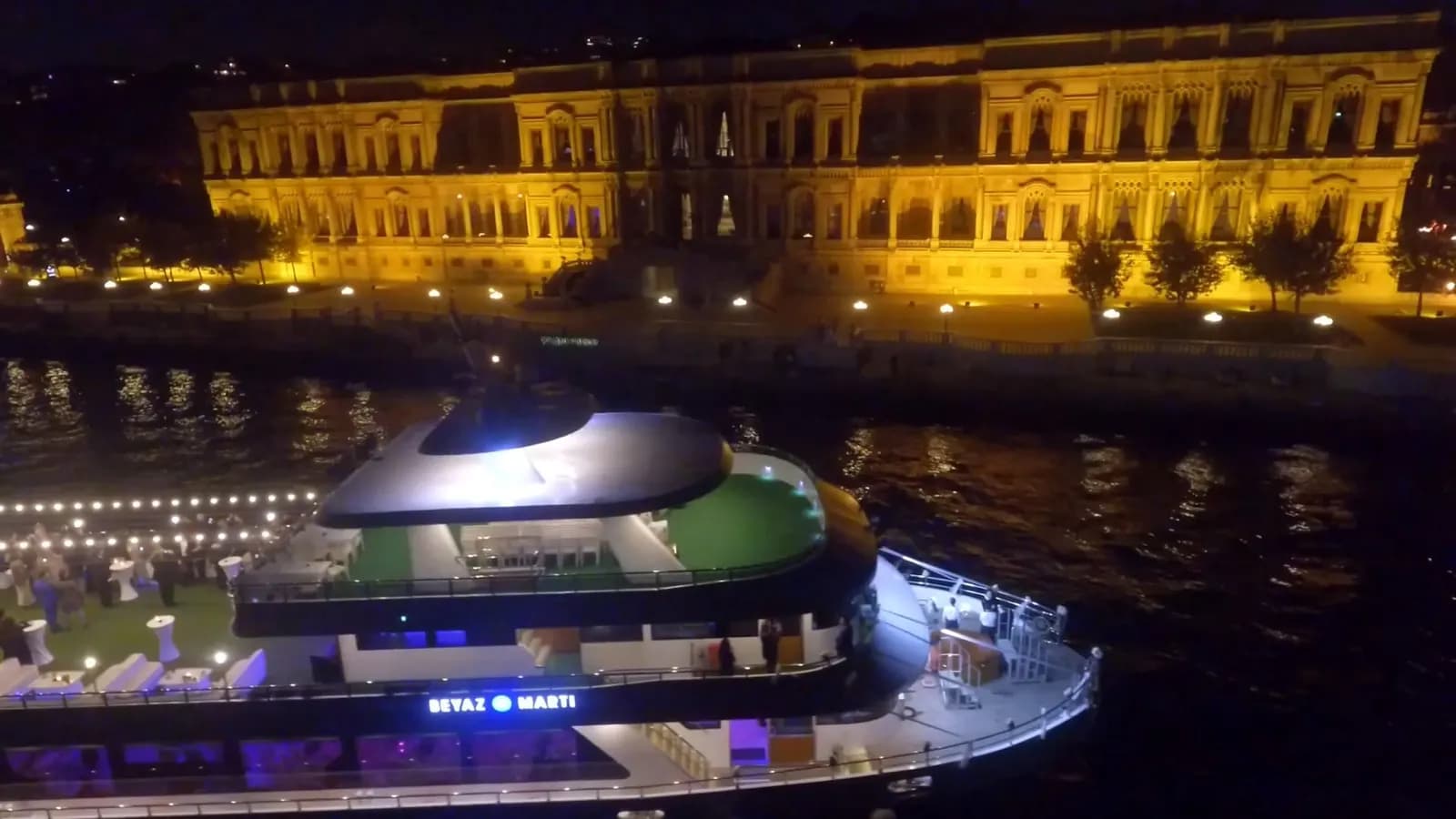 Beyaz Martı Davet Gemisi - İstanbul Tekne Düğünü - fotoğraf 7