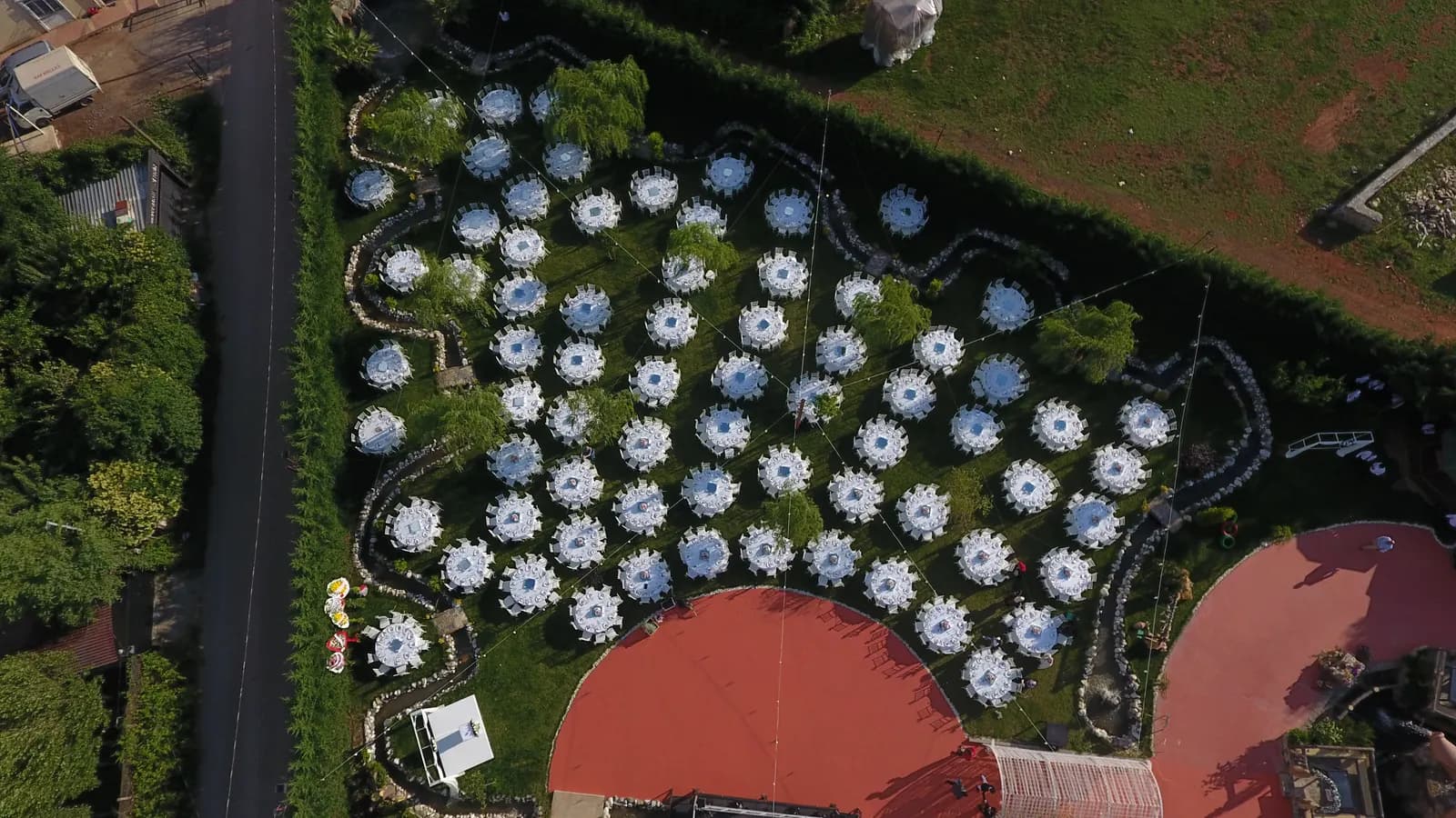 Beyler Garden Paradise Kır Düğünü - İstanbul Kır Düğünü Mekanı