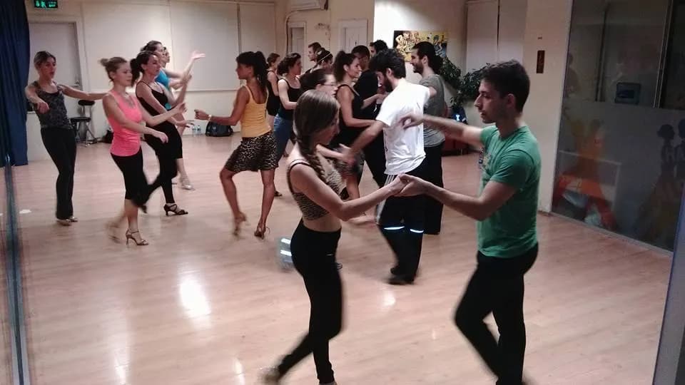 Dans Adres - İstanbul Düğün Dansı Eğitmeni - fotoğraf 4