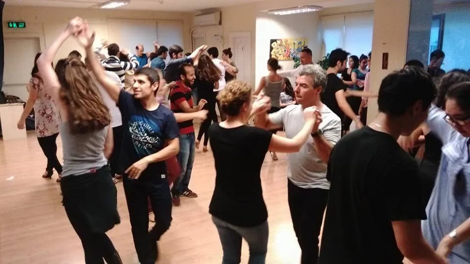Dans Adres - İstanbul Düğün Dansı Eğitmeni - fotoğraf 5