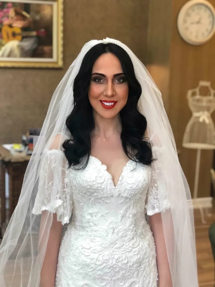 Dekolte Vip - İstanbul Gelin Saç & Makyaj Uzmanı - fotoğraf 3