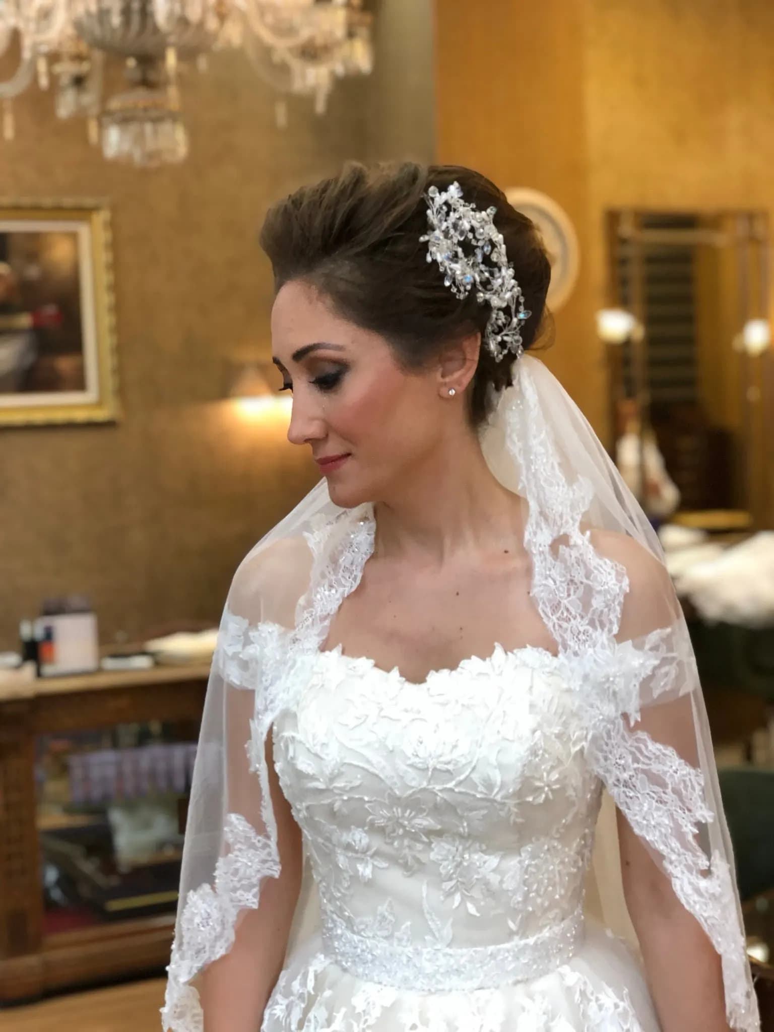 Dekolte Vip - İstanbul Gelin Saç & Makyaj Uzmanı - fotoğraf 4