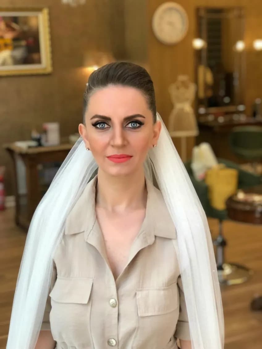 Dekolte Vip - İstanbul Gelin Saç & Makyaj Uzmanı - fotoğraf 5