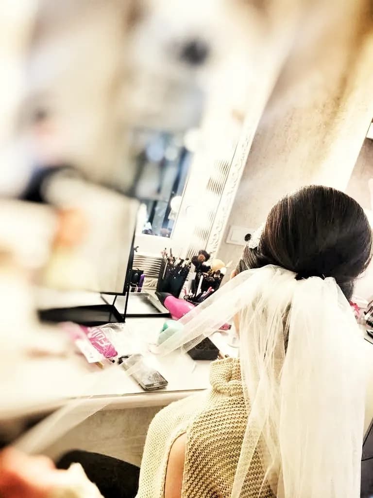 Demet's Line - İstanbul Gelin Saç & Makyaj Uzmanı - fotoğraf 6