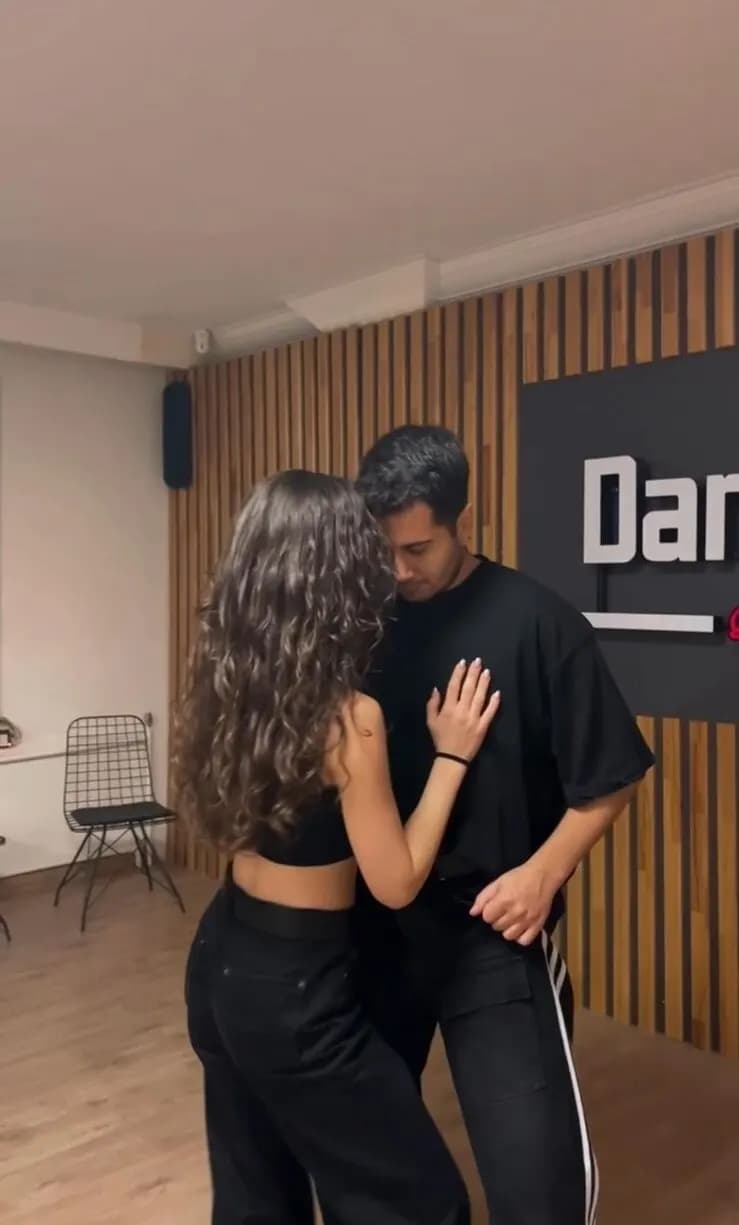 Düğün Dansı İstanbul Dans Keyfi Ataşehir - İstanbul Düğün Dansı Eğitmeni - fotoğraf 4