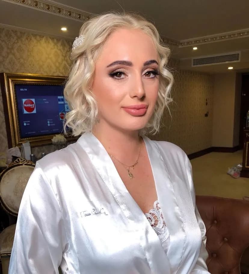 Glam By Nazikat - İstanbul Gelin Saç & Makyaj Uzmanı - fotoğraf 4