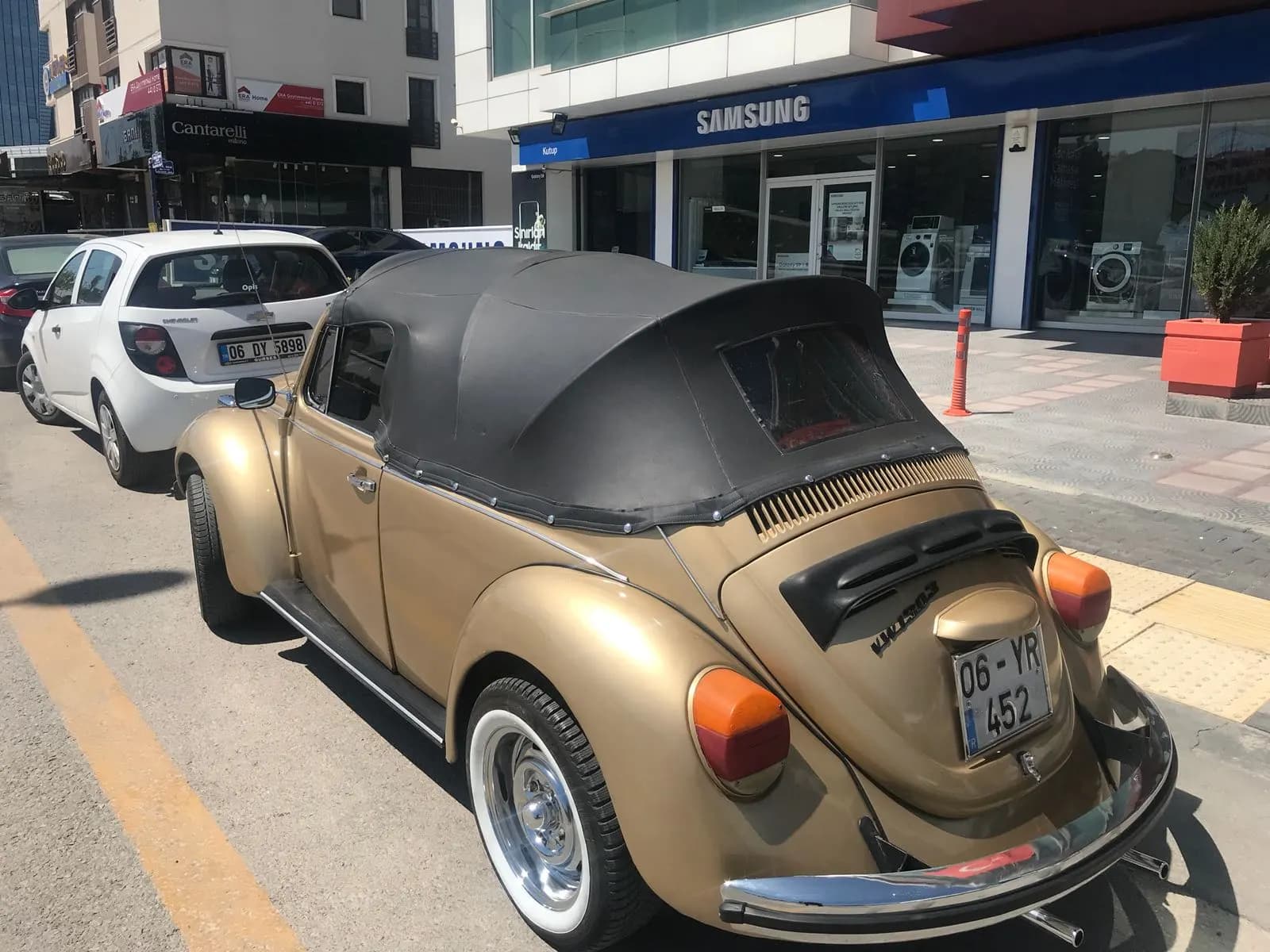 Green Happiness Car - İstanbul Gelin Arabası Firması
