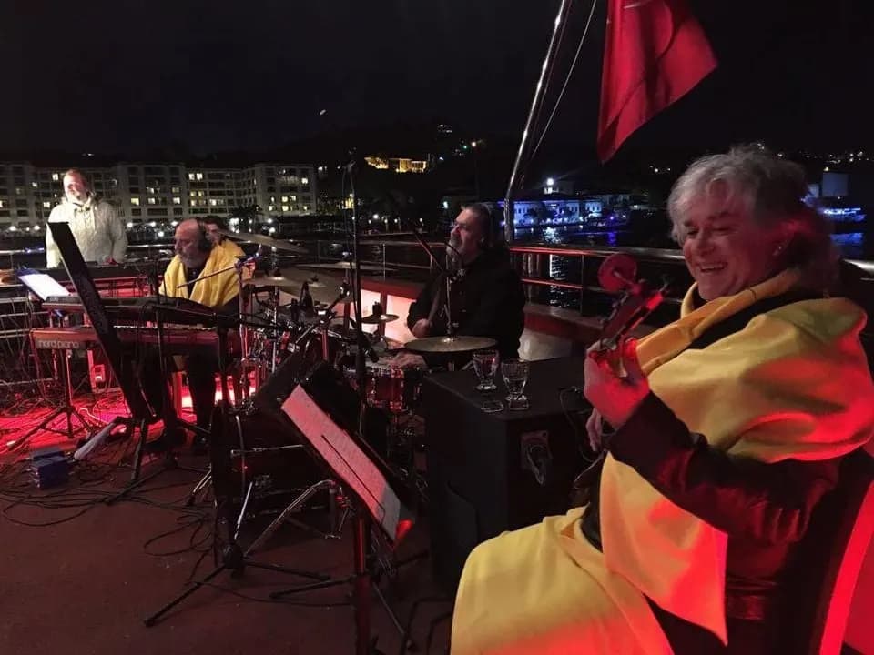 Grup Karnaval - İstanbul Düğün Müzik Grubu / DJ - fotoğraf 6