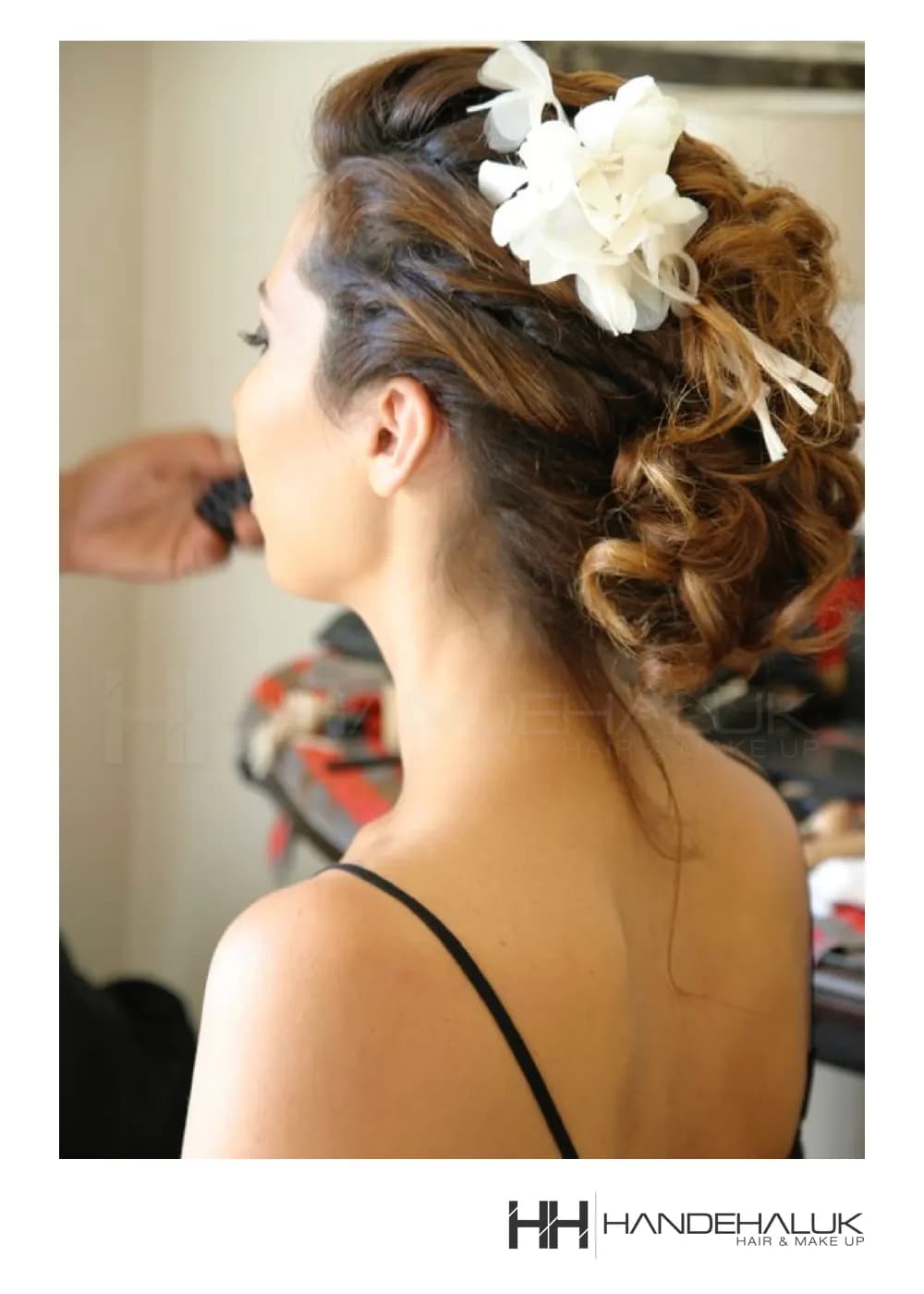 Hande Haluk Hair Make Up - İstanbul Gelin Saç & Makyaj Uzmanı - fotoğraf 7