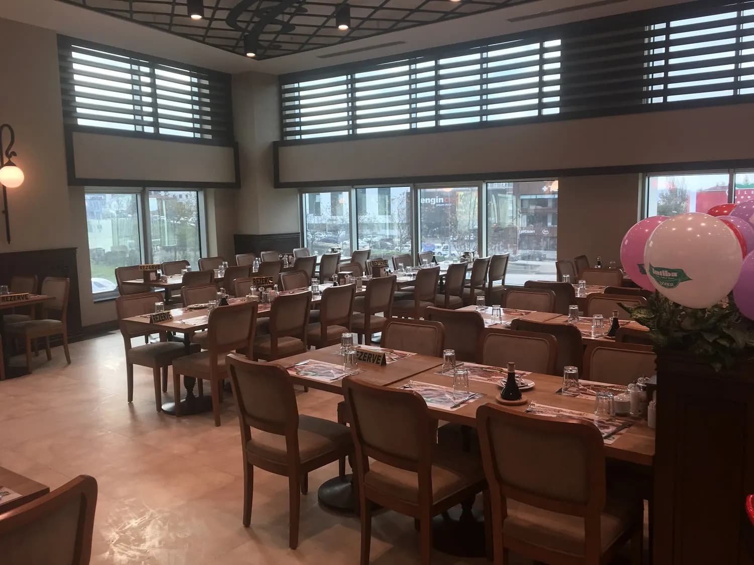 İntiba Döner Küçükyalı - İstanbul After Party Mekanı - fotoğraf 1