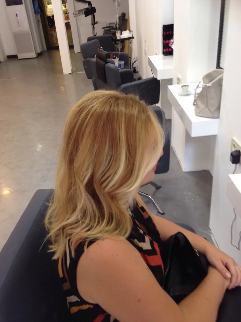Kaizen Hairdressing - İstanbul Gelin Saç & Makyaj Uzmanı - fotoğraf 4