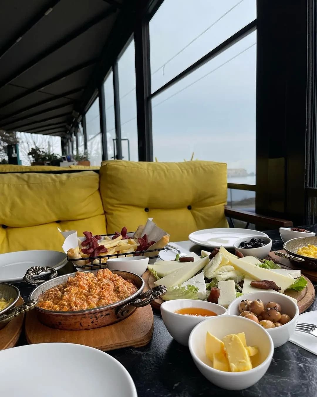Laga Luga Lounge - İstanbul Söz-Nişan Mekanı