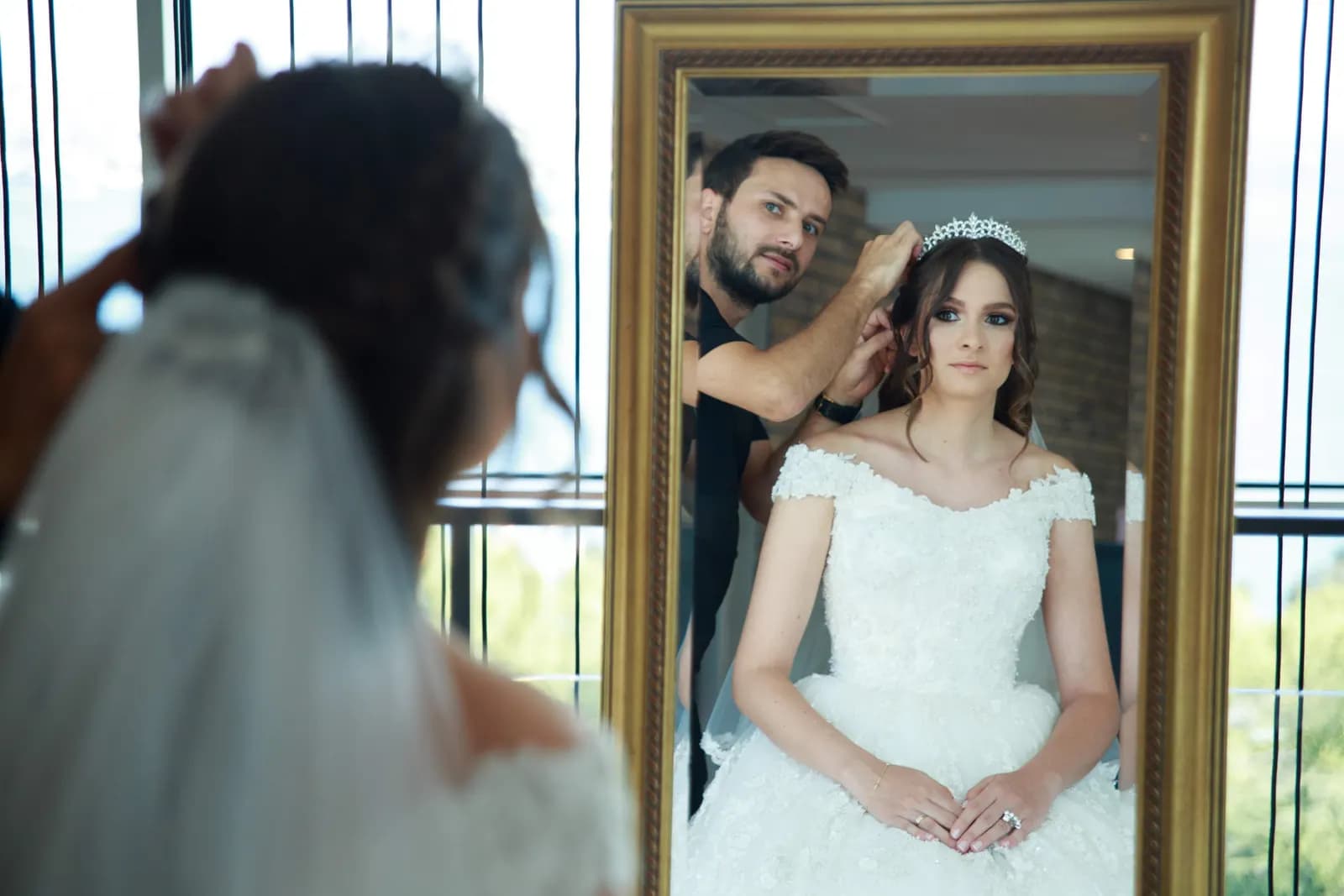 Lux Hair Bahçeşehir - İstanbul Gelin Saç & Makyaj Uzmanı - fotoğraf 6