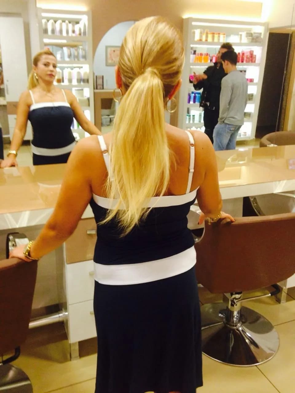 N&R Kuaför Güzellik Salonu - İstanbul Gelin Saç & Makyaj Uzmanı - fotoğraf 6