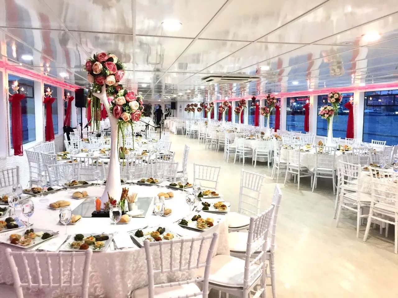 Naz Tekne Organizasyon - İstanbul Tekne Düğünü