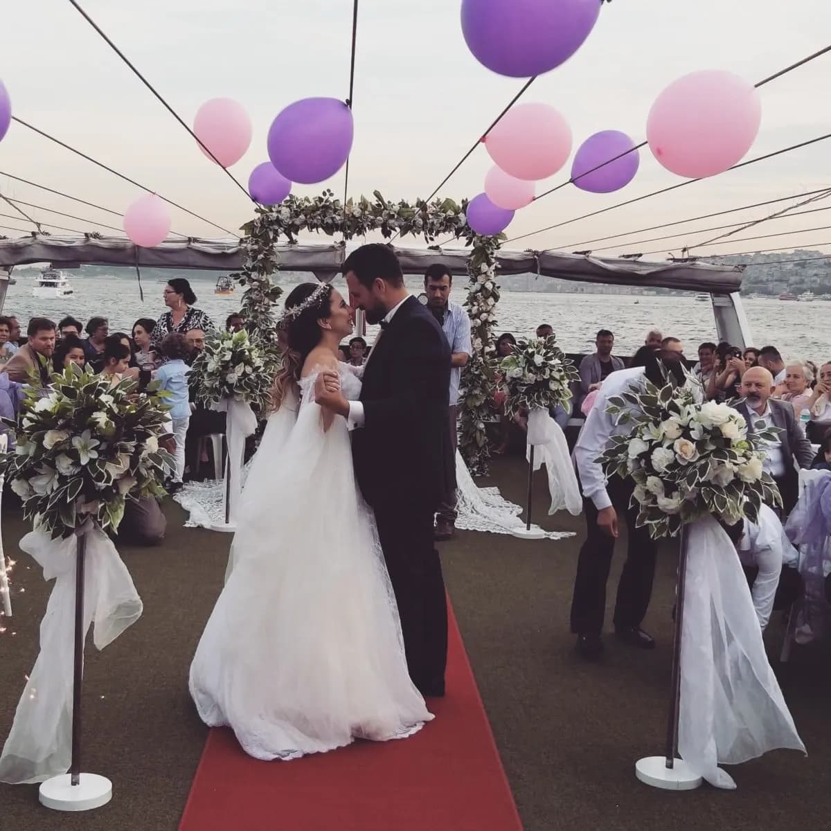 Naz Tekne Organizasyon - İstanbul Tekne Düğünü - fotoğraf 4