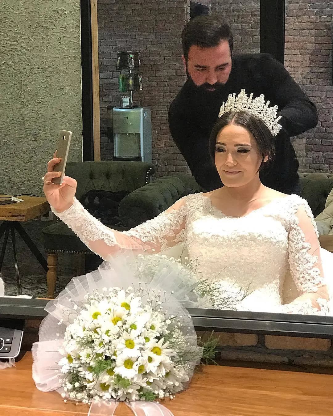 Newista Kuaför - İstanbul Gelin Saç & Makyaj Uzmanı