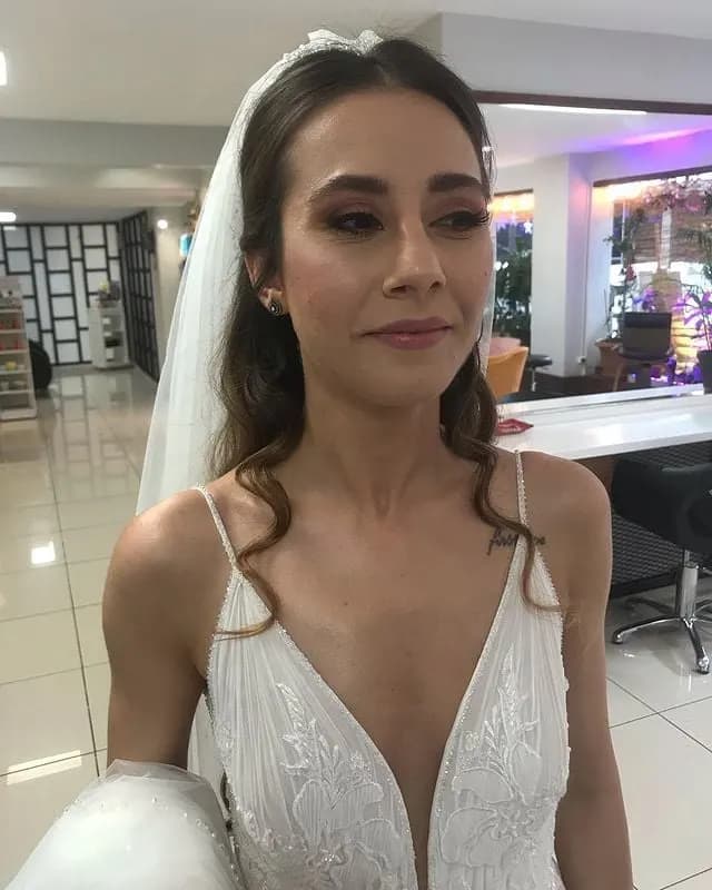 Nt Kozmetik Güzellik Merkezi Kuaför - İstanbul Gelin Saç & Makyaj Uzmanı - fotoğraf 3