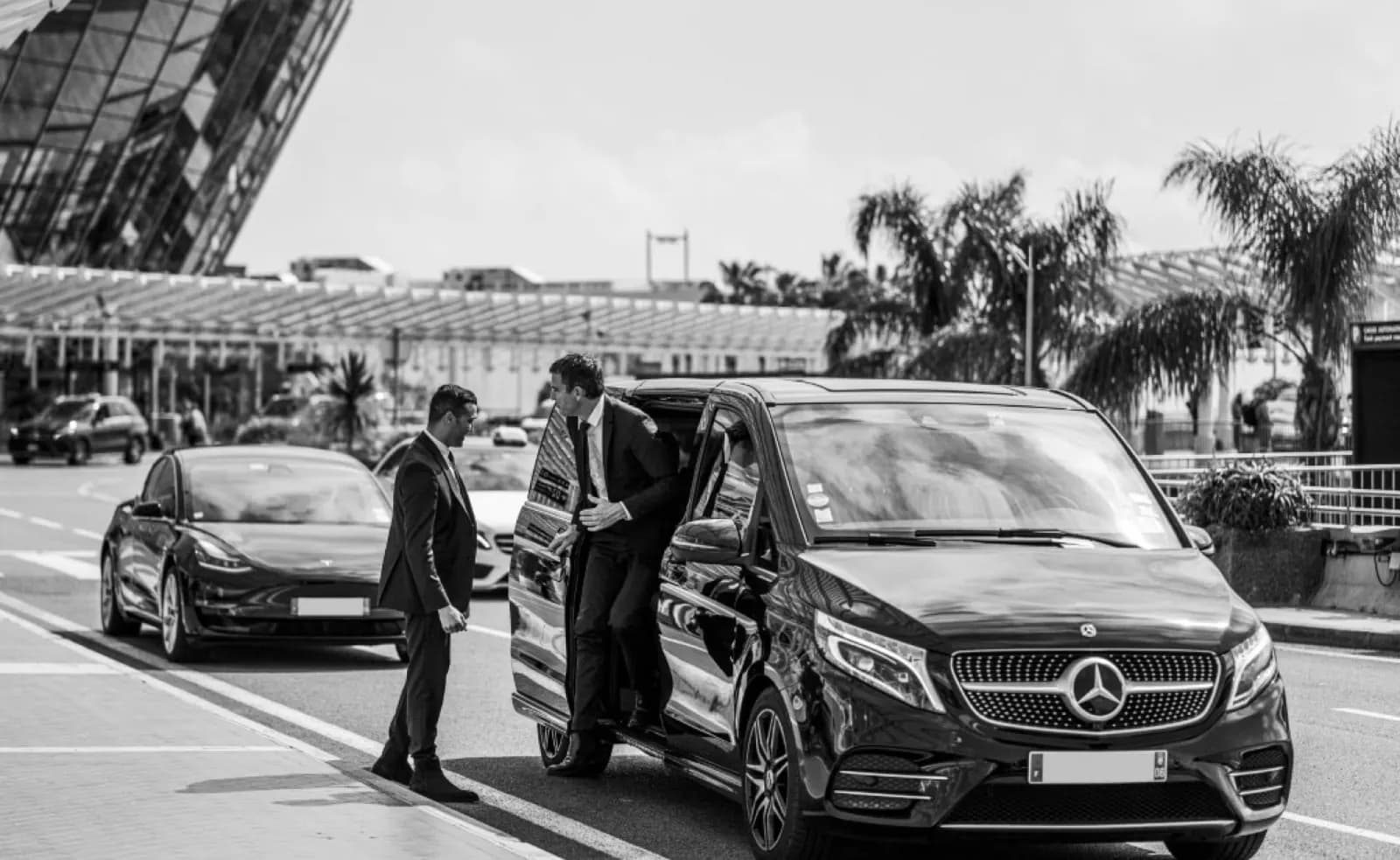 Premier Tur - İstanbul Gelin Arabası Firması - fotoğraf 1