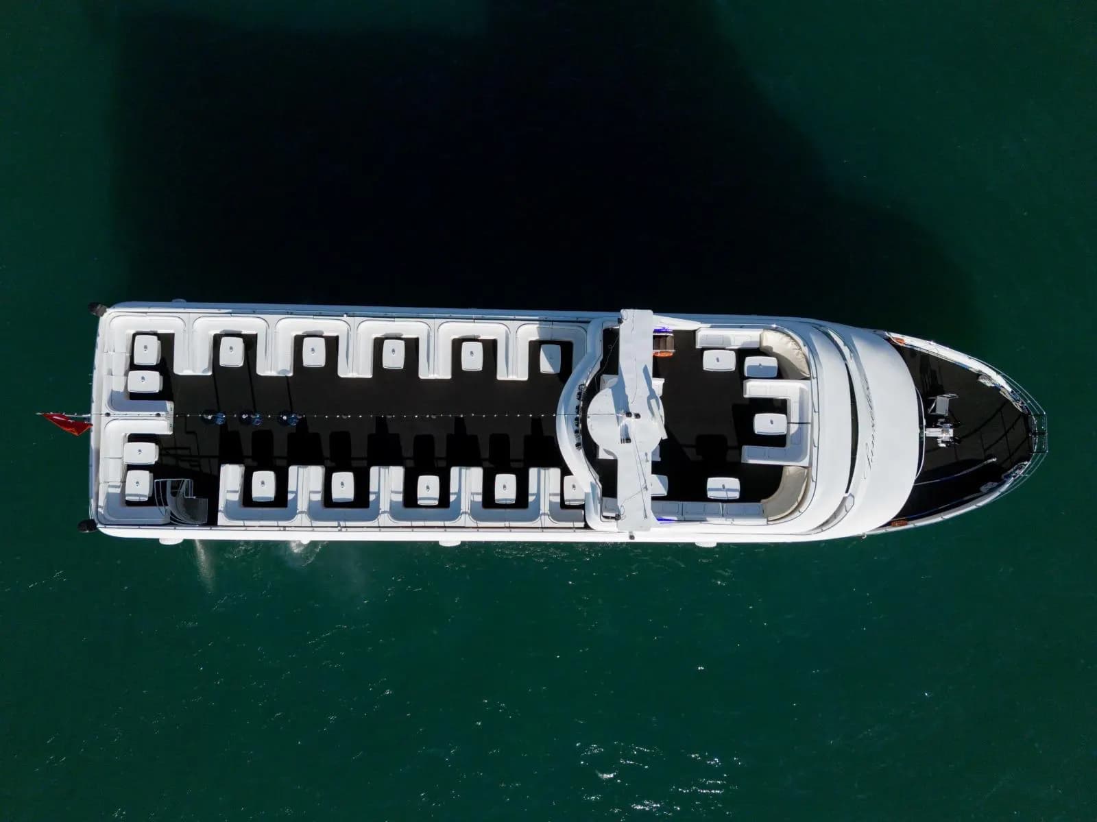 Şanzelize Yatı - İstanbul Tekne Düğünü - fotoğraf 1