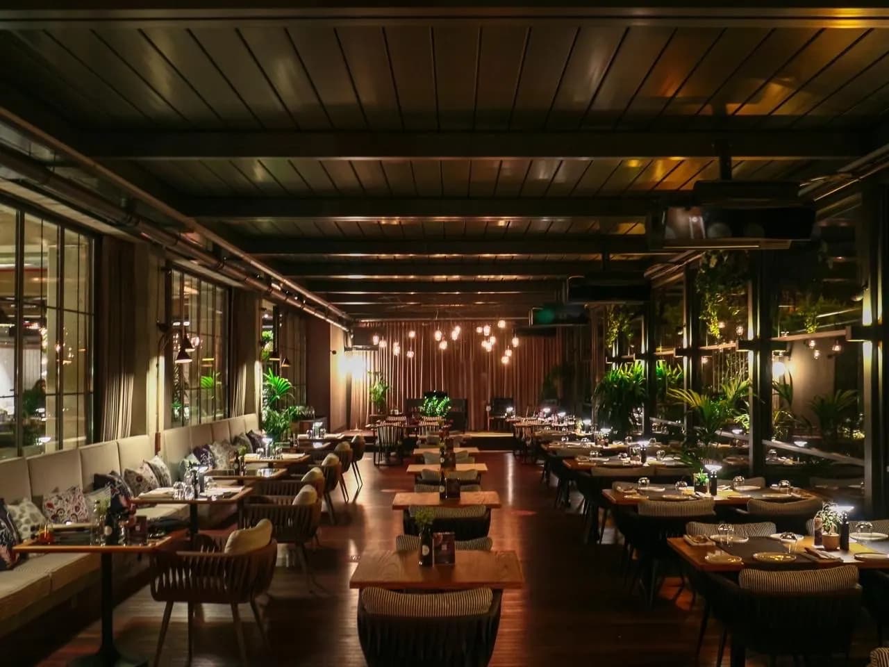 Sapa İstanbul Restoran - İstanbul After Party Mekanı - fotoğraf 1