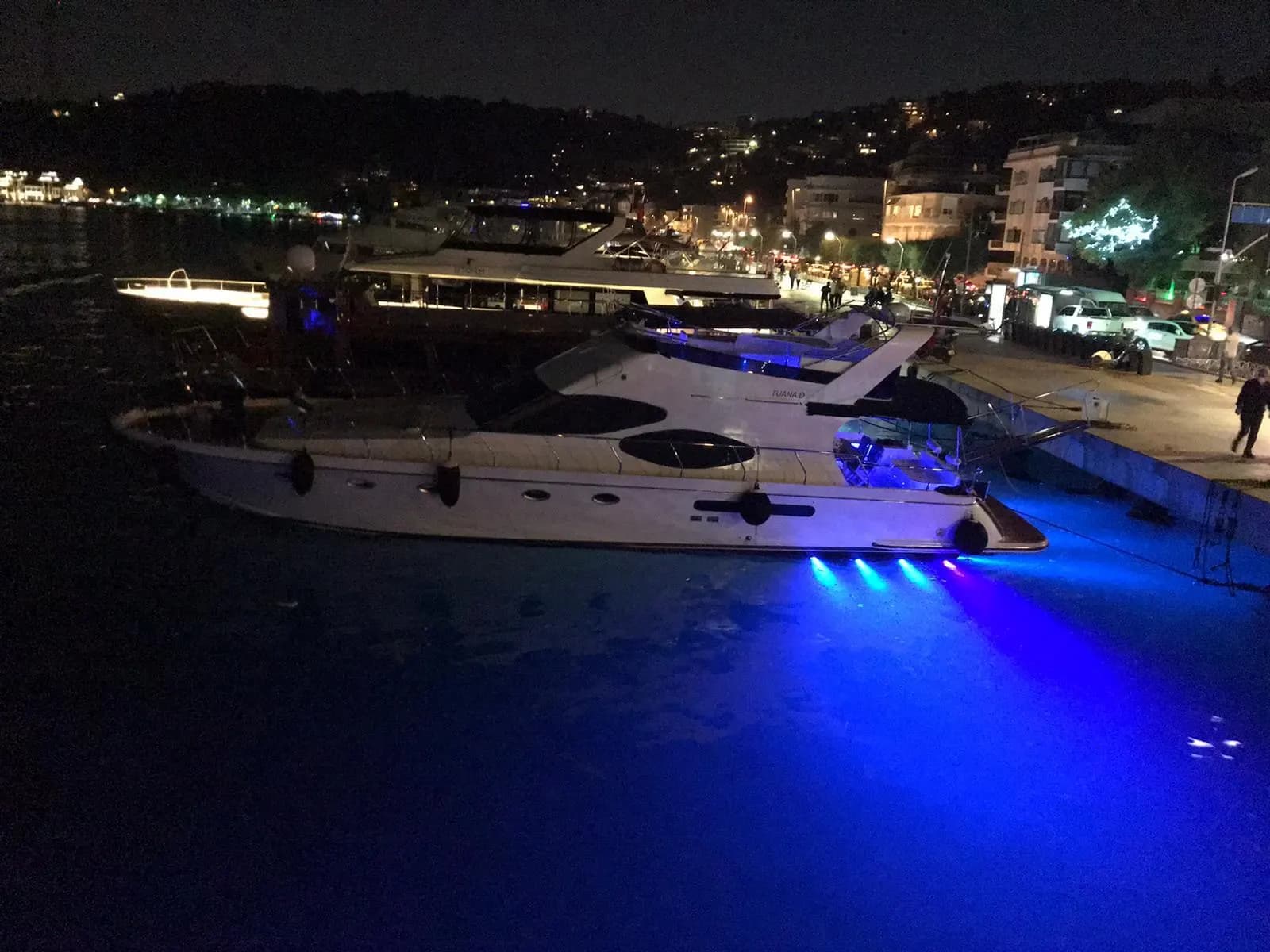 Şebnem Yat Kiralama - İstanbul Evlilik Teklifi Organizasyonu - fotoğraf 10