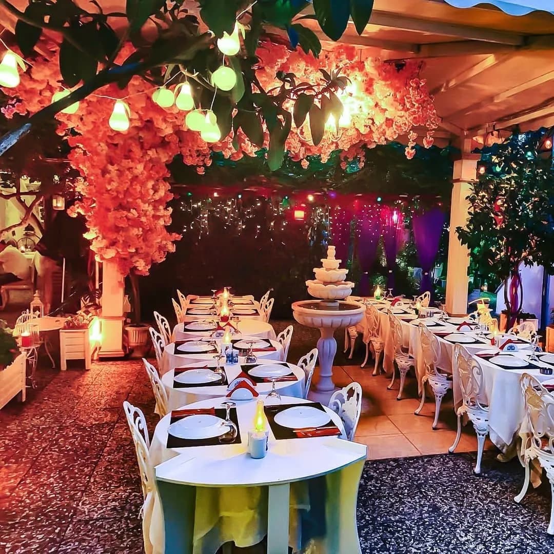 Secret Garden Restaurant Büyükada - İstanbul Söz-Nişan Mekanı